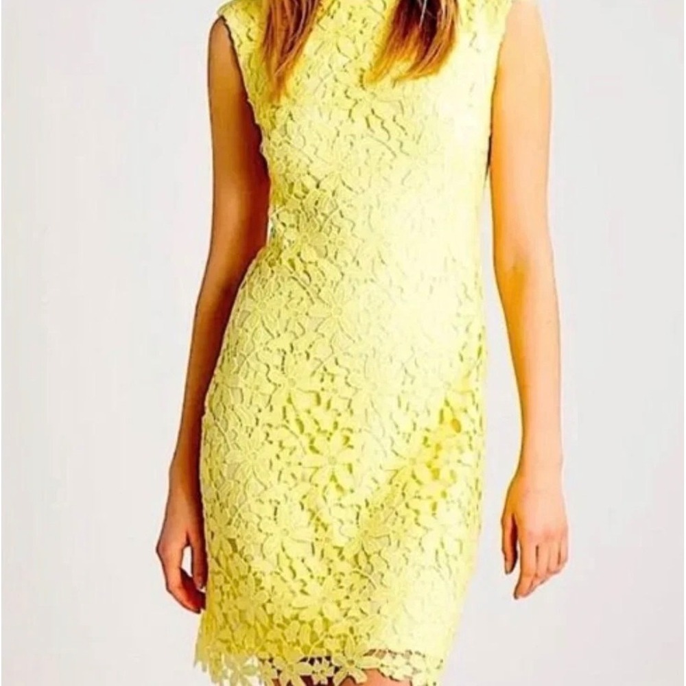 Lauren Ralph Lauren Yellow Floral Lace Sheath Dress Sleeveless Size 12 Womens
